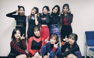 韩国三人女子组合