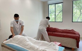 放血疗法治疗青春痘