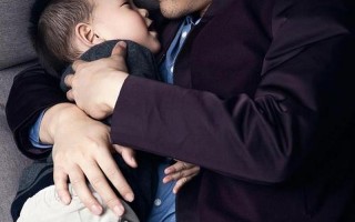 赫子铭家庭背景如何