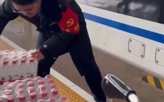 K226次列车已获物资补给