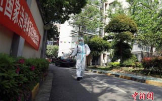 武汉104个小区实行封控管理