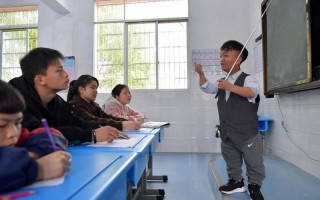 老师在学校无人的地方做那事