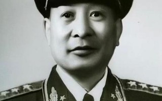 景甜的爷爷是开国上将