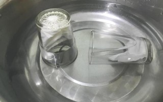 什么东西掉进水里不会湿？