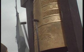 鸣金收兵指什么生肖