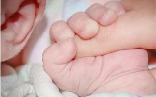 宝宝握紧它动一动