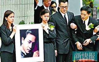 张国荣为什么要坠楼