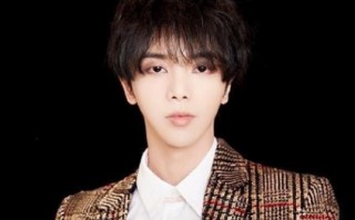 华晨宇的父亲华福雄是什么身份(快男8进7华晨宇父亲华福雄为什么没来)