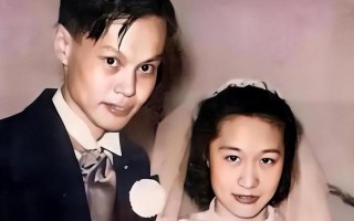 杨振宁翁帆医院产下一子