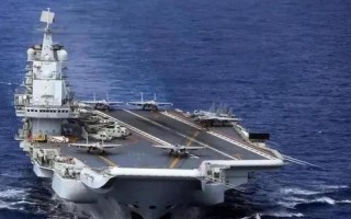 山东舰为什么裂开了