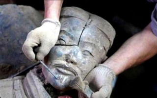 兵马俑是什么做的