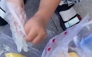 乘客吐槽女子在高铁上吃榴莲