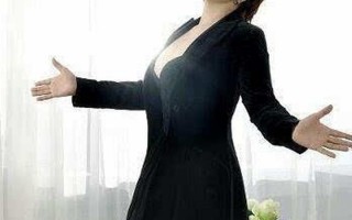 柯以敏跪下道歉视频