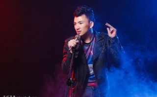 《走在红毯那一天》作者是谁?《走在红毯那一天》谁演唱的?