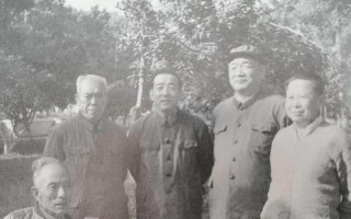 许家印的老丈是 *** 政委