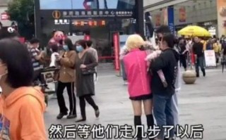 用100元买100个人大姑娘20元一个,老妇女1元一个,老太婆0.2元一个