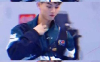 周峻纬微博秀恩爱