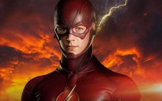 闪电侠是电影还是电视剧(闪电侠电视剧里逆闪和闪电侠什么关系 ! 美剧)