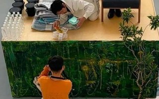 男子因上厕所被隔离