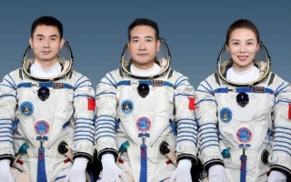 80秒回顾3名航天员出差生活