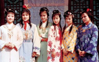 为啥说红楼梦全是鬼